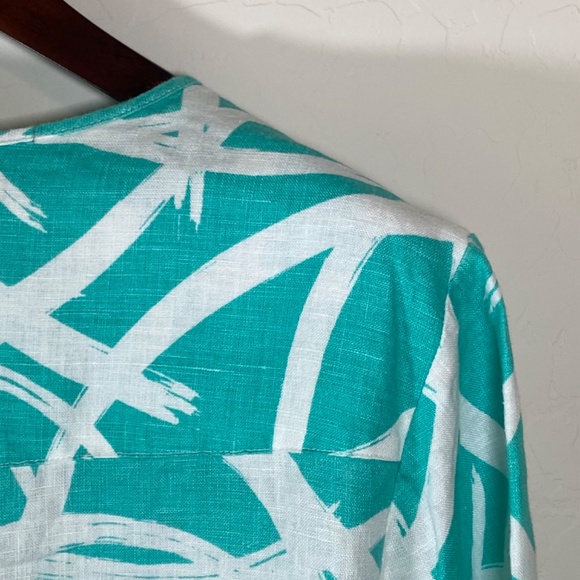 JM Collection Linen Roll-Tab Sleeve Abstract Print Top Plus Size 16W Aqua White - Picture 5 of 15